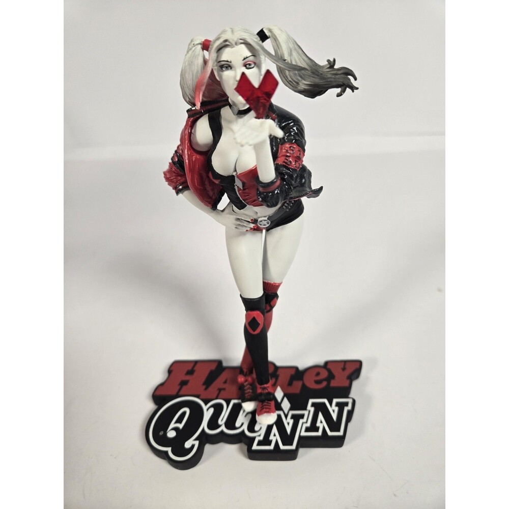 Harley Quinn Red White And Black Stanley Artgerm Lau Statue (LE #2857/5000)